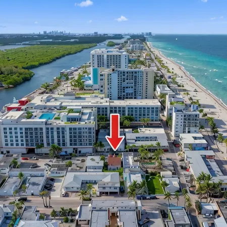 Modern 3 Bedroom House in Hollywood Beach Castle