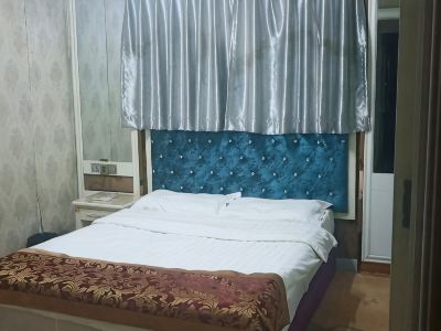 Tongliao Paris Spring Hot Spring Bathing Homestay