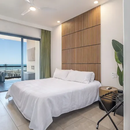 Swanky HUGE 3 Bedroom 3 Bath in Las Palomas. 2 Master Bedrooms. Just Remodeled!