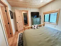 距唐納湖10分鐘/迷人三臥度假木屋/燒烤設施/徒步/桌遊/壁爐 - 小木屋