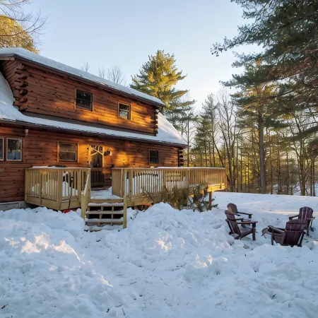 Pocono Wellness Retreat: Sauna • Hot Tub • Movie Theater • Fire Pit