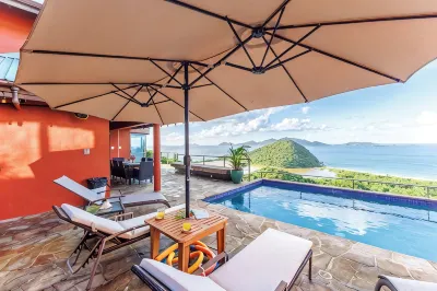 Paradiso Ocean View. A perfect getaway.10 mins drive to Smugglers Cove Beach.. Hotels in 