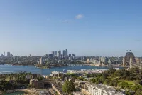 Luxury 1BR Iconic Harbour Views in Barangaroo