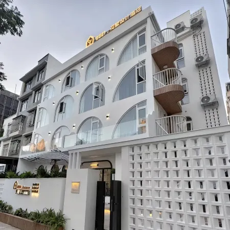Beihai 8861 Flower Villa Design Hotel (Jintan Branch)