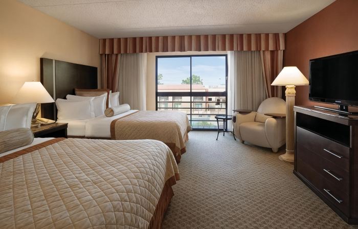 Wyndham El Paso Airport Hotel and Water Park