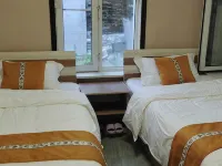 Huma Aijia Hotel Các khách sạn ở Hô Mã