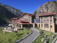 Xinjiang Heavenly Holy Spring Resort Hotel Hotels in 