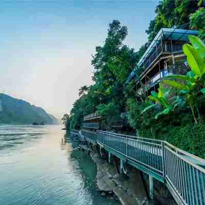 Yuejiang Cliff Hotel Hotel Exterior