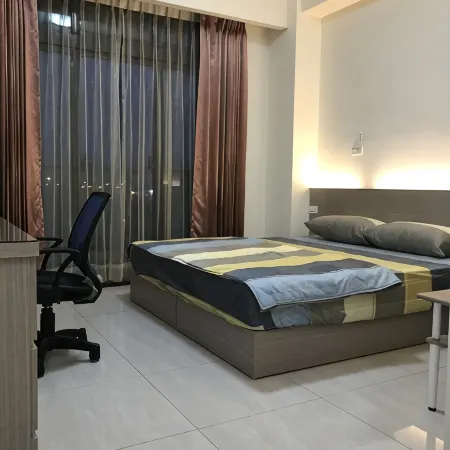 Emerald diamond B&B