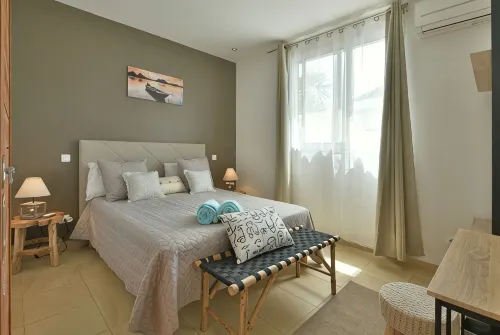 Villa Yvantino beachfront ( 2 bedroom )