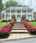 Inn at Evergreen - Barer