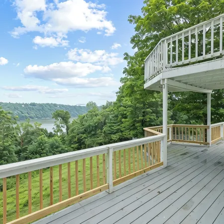 Breathtaking Views of Dale Hollow Lake