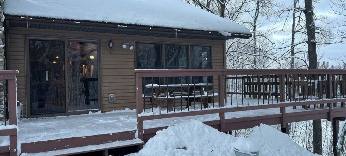 Spacious 5 Bedroom Cabin in Charming Hayward on Windigo Lake Hotels in Sawyer County