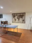 9 minutes from the airport cozy basement - บังกะโล