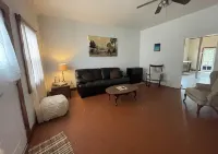 Creekside Cabin! Work Crews Welcome! - Wi-Fi