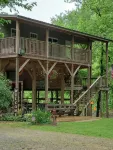 Mama Bears Cozy Creekside Cabin at Up The Creek