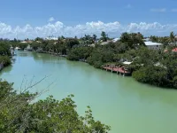 Summer Specials! 5 Bedrm,5 Bath, Elevator, Dock, Private Pool, Walk to Beach! - de charme