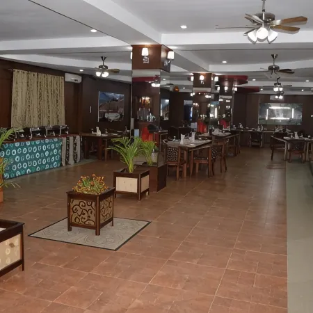 Tashi Namgay Grand
