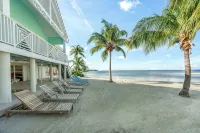 The Cottage at Rum Point - Strand