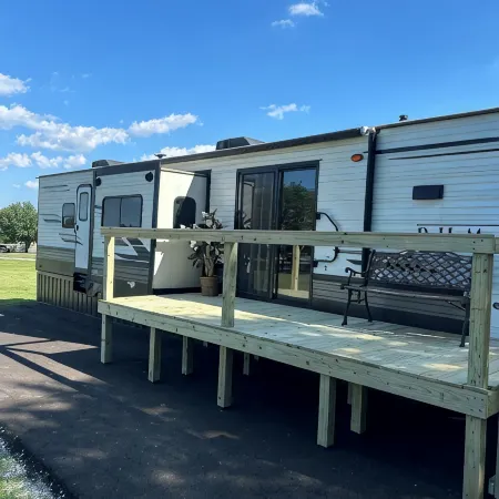 Luxury Camper With All The Amenities!