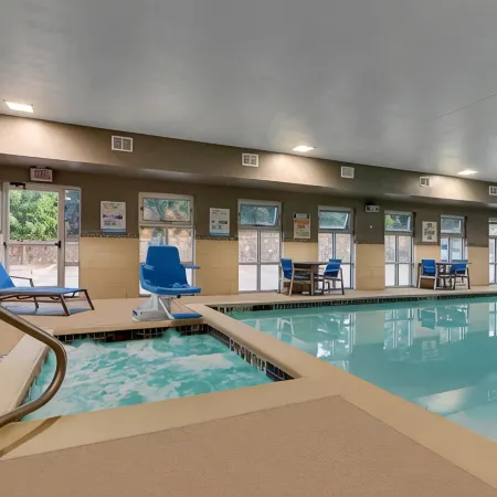 Holiday Inn Express & Suites Weatherford by IHG