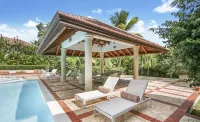 Luxury 5BR Villa - Pool, Beach, Golf & Spa Retreat - Housekeeper Included - 別墅