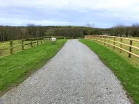1 bedroom barn conversion on smallholding with alpacas, goats and pigs - Wifi