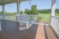 Secluded Waterfront Hideaway- Pet Friendly-Close to OBX and Duck Hunting - 4-Star