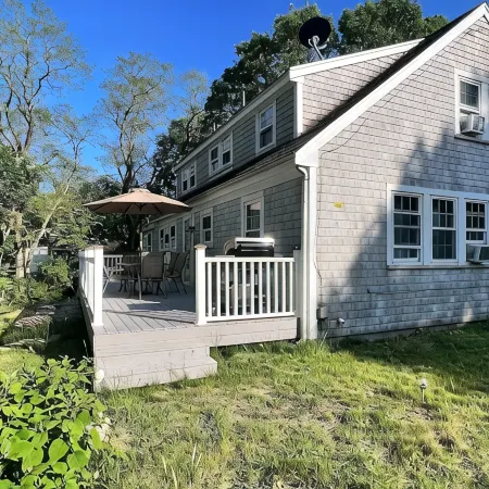 3 Bedroom House, Close to the Beach and Beech Forest.