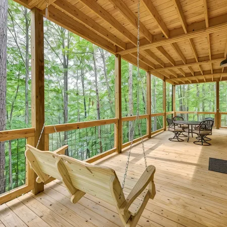 Cliffview Resort Lakefront  4Br, 3BTH- No Smoking/Pets. Fishing Dock, Game Rm.