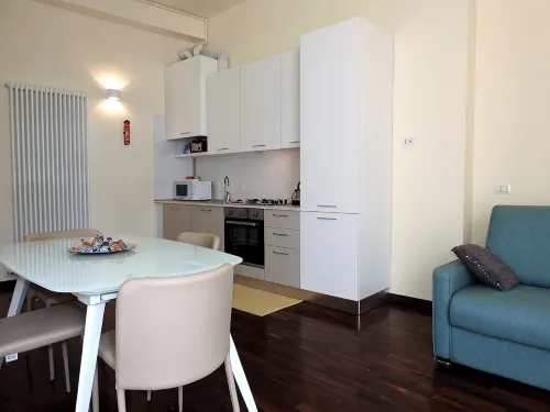 Completely renovated apartment in the center - ห้องครัว