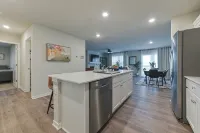 Spacious 5-bedroom house with AC and WiFi in fantastic NE Ankeny - Boutique