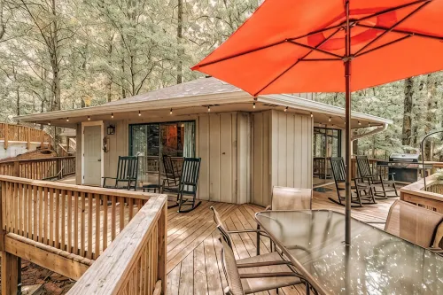 GUEST FAVORITE! Mountain Views, Golf, Hiking, Pickleball, FAMILY & PET Friendly