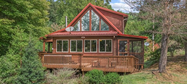 Luxury Cabin 45 Min to Asheville |Hot Tub|Fire pit Hotele w: McDowell County