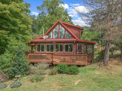 Luxury Cabin 45 Min to Asheville |Hot Tub|Fire pit