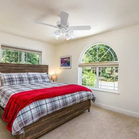 Luxury Home In Arnold With Tons of Privacy & Space