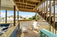 Wright Salty/One Block to Beach/Dog Friendly/Ocean Views/Covered Outdoor Space - 3-نجوم