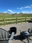 NEW Farm Stay Cabin close to Livingston, Yellowstone, Bozeman, fishing, hiking - Hytter
