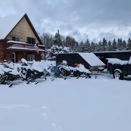 Pond Island Lodge, Orv Trail Access from Drive Way