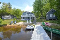 Blue Breeze - Private lakefront w/ Hot Tub