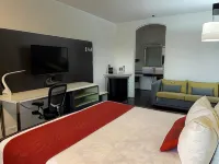 Lindsay Inn Hotels in Cooke County
