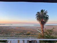 Beachfront Home · 5 Steps to the Sand · Large Private Terrace with Pergola · AC - Homestays