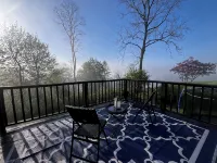 Hudson River View Suite-idyllic getaway with fireplace & private deck-75 min NYC - Apartments