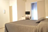 B&B スカレア ルームズ