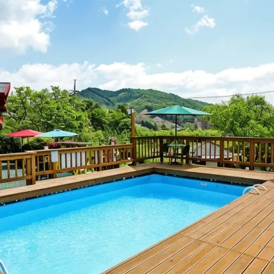 Hamchorom Pension Hotels near Herbnara Farm