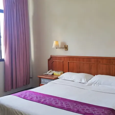 Pacific Orient Hotel