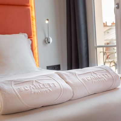 Superior Twin Room Hotel Scarlett Paris Promo Code
