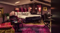 Dorsia Hotel & Restaurant