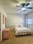 Charming 3-bedroom condo in Oxford! - 3-Star