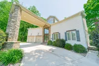 Family Vacations, Reunions, Anniversaries, Holidays, Graduations, Lakefront - Jacuzzi
